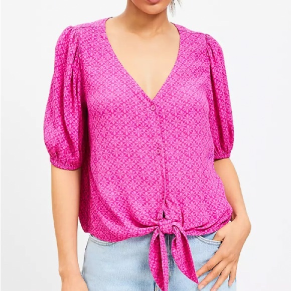 V-Neck Tie-Front Blouse Bold Pink Print Puff Sleeve Medium New with Tags - Picture 2 of 7